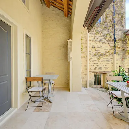 Le Bercail De Montmirail Apartament Sarrians