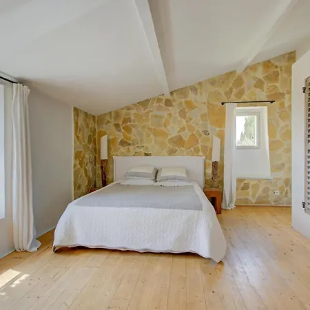 Le Bercail De Montmirail Apartament *